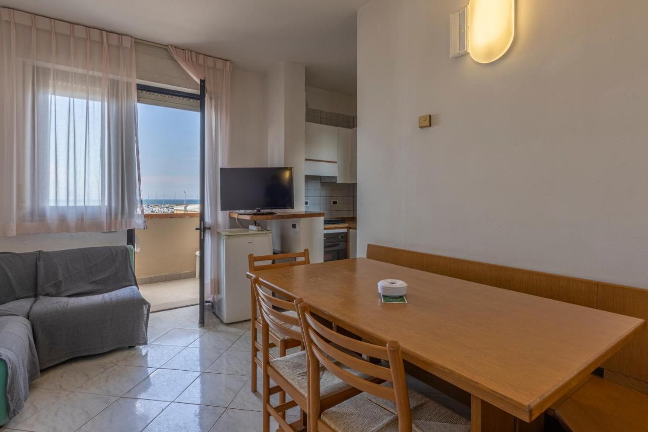 ואדה Hotel Quisisana מראה חיצוני תמונה