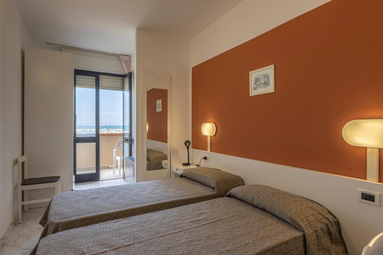 ואדה Hotel Quisisana מראה חיצוני תמונה