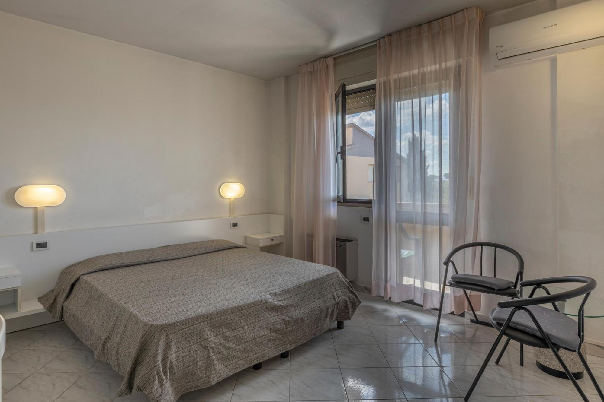 ואדה Hotel Quisisana מראה חיצוני תמונה