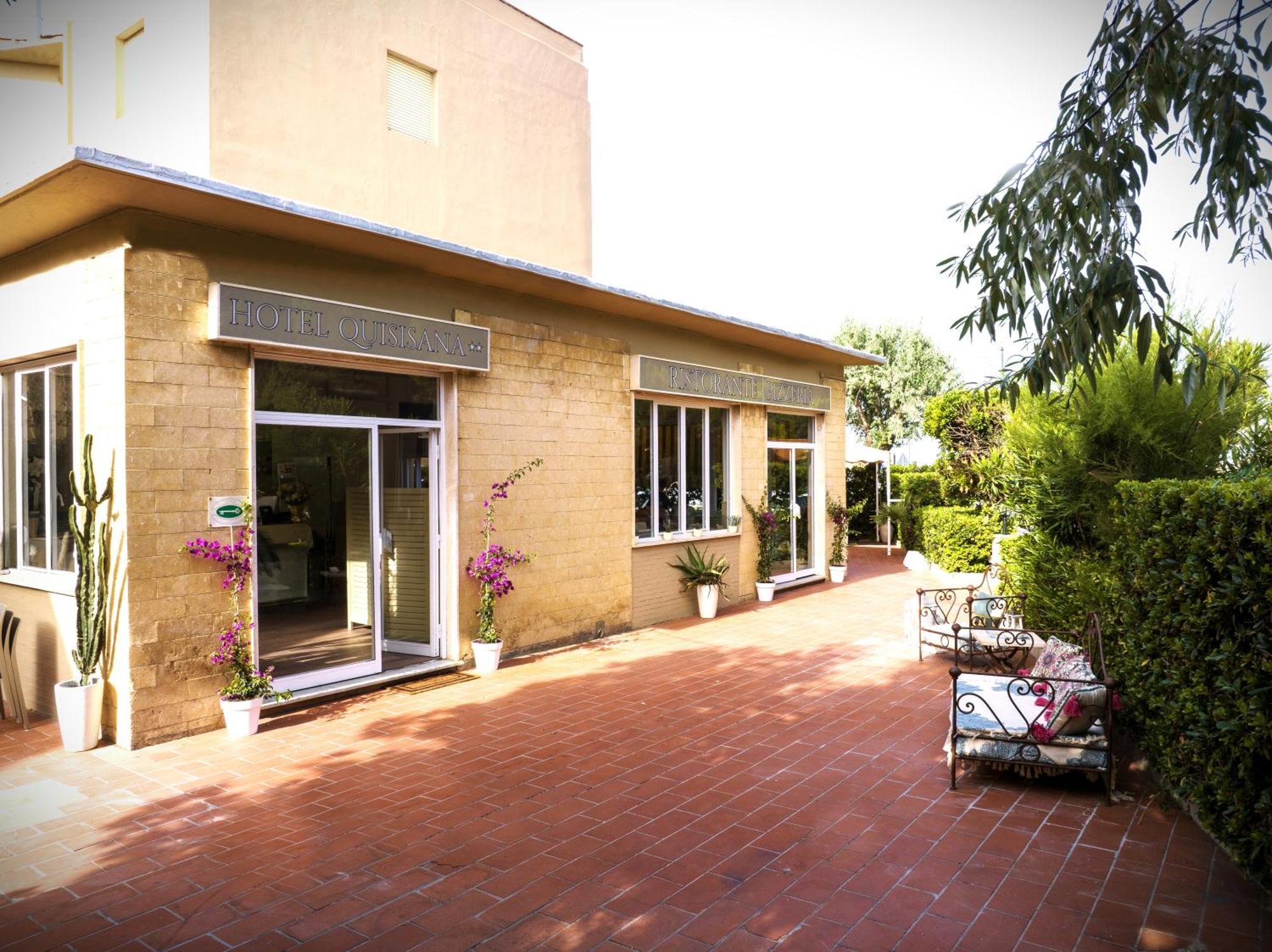 ואדה Hotel Quisisana מראה חיצוני תמונה