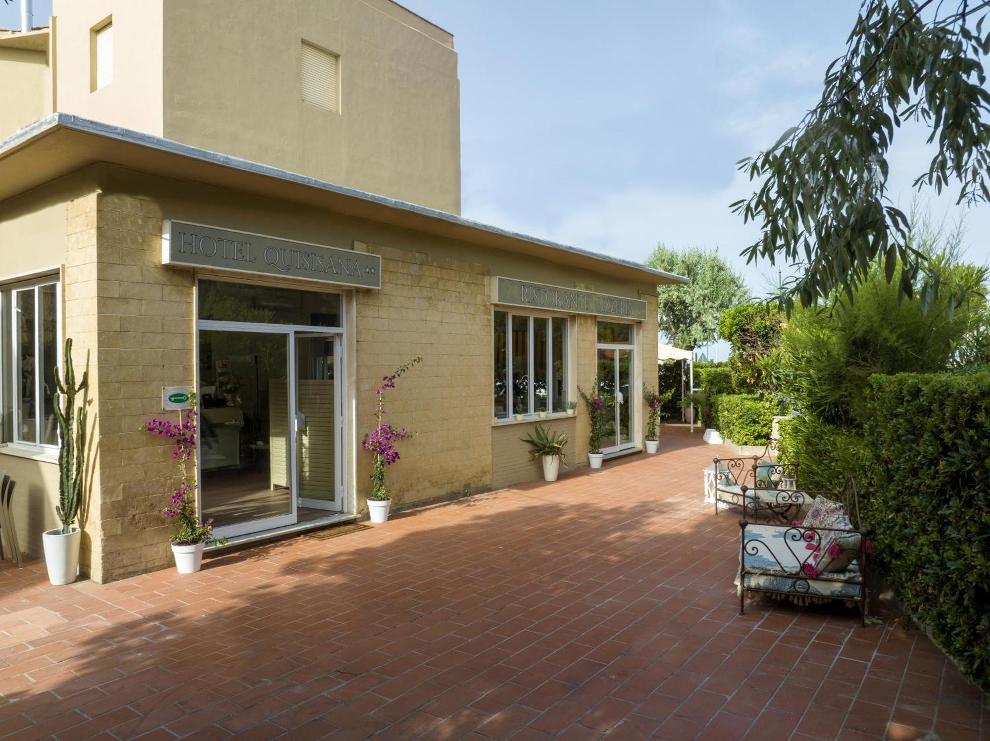 ואדה Hotel Quisisana מראה חיצוני תמונה