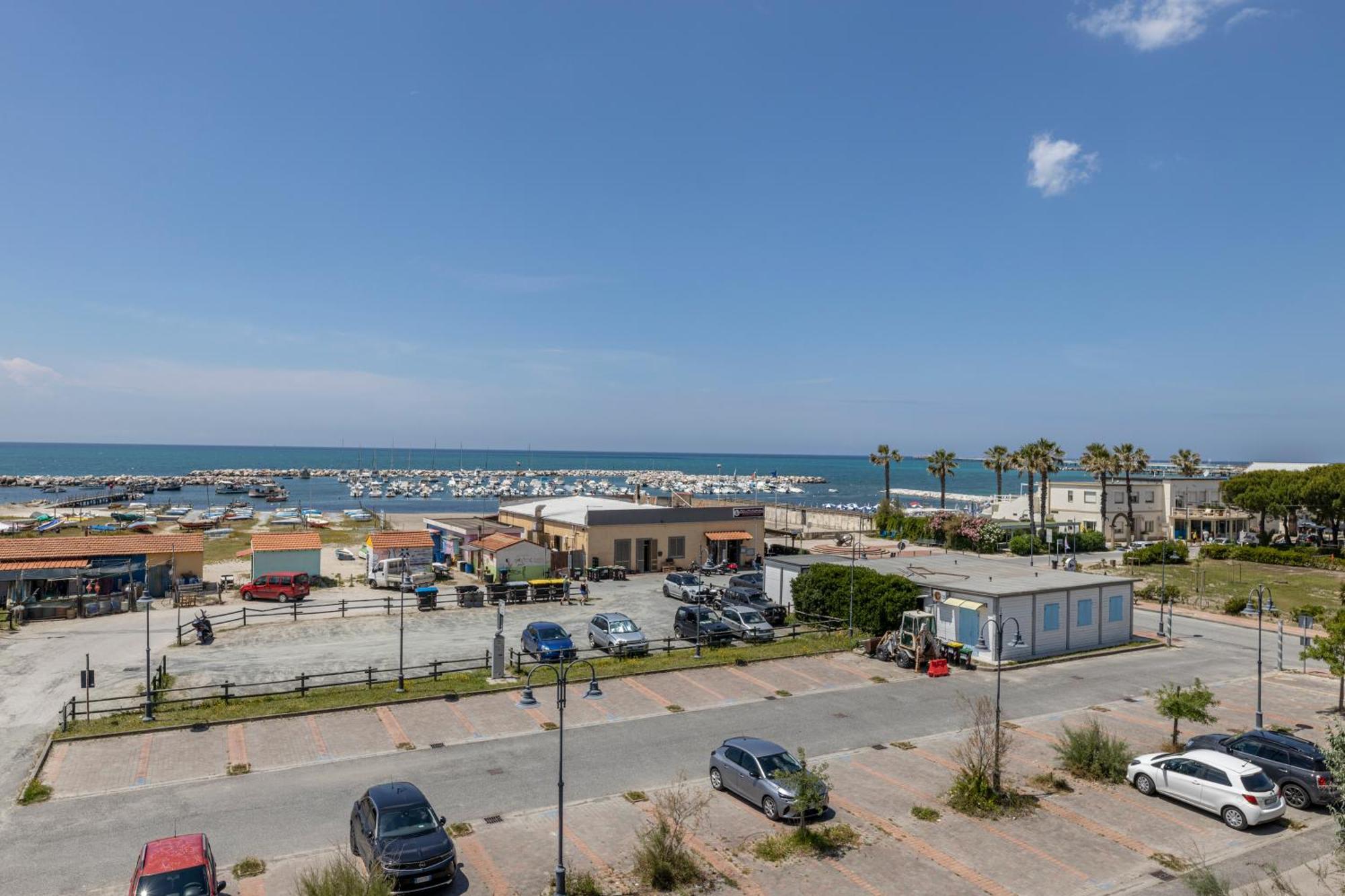 ואדה Hotel Quisisana מראה חיצוני תמונה